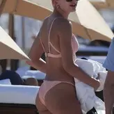 Hailey Bieber nude #0565