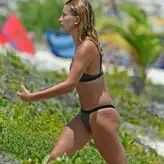 Hailey Bieber голая #0616