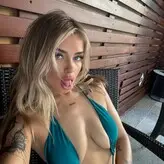 Hailey Knight nude #0002