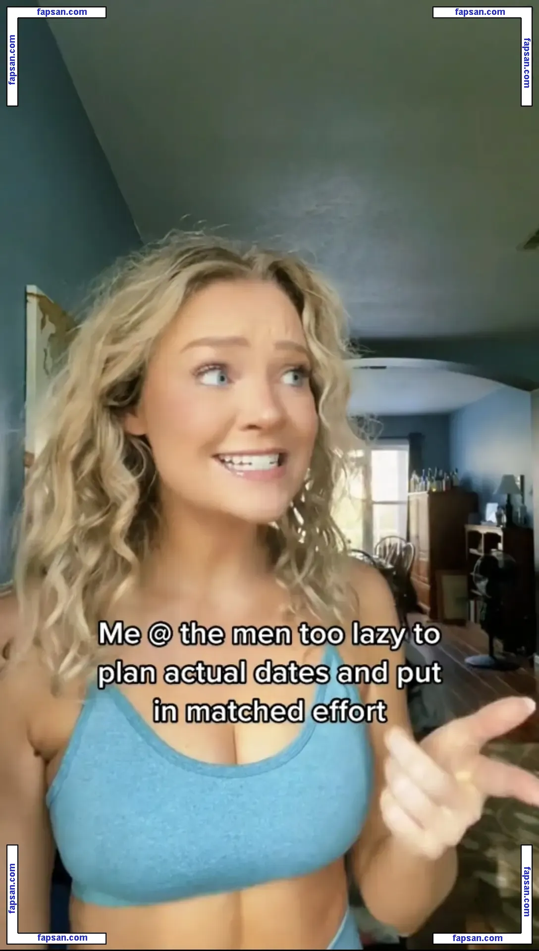 Hailey Malles голая фото #0002 с Онлифанс