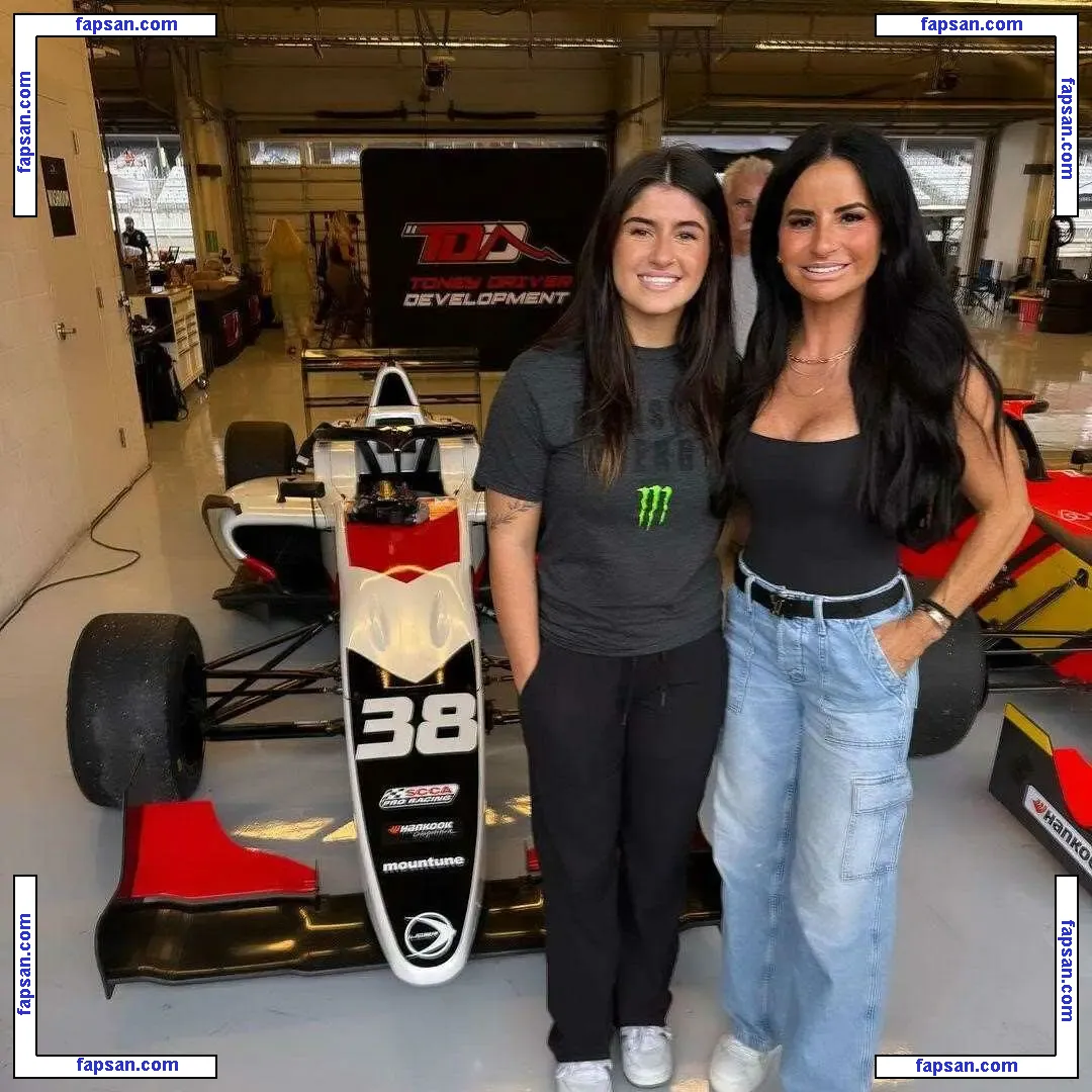 Hailie Deegan голая фото #0139 с Онлифанс