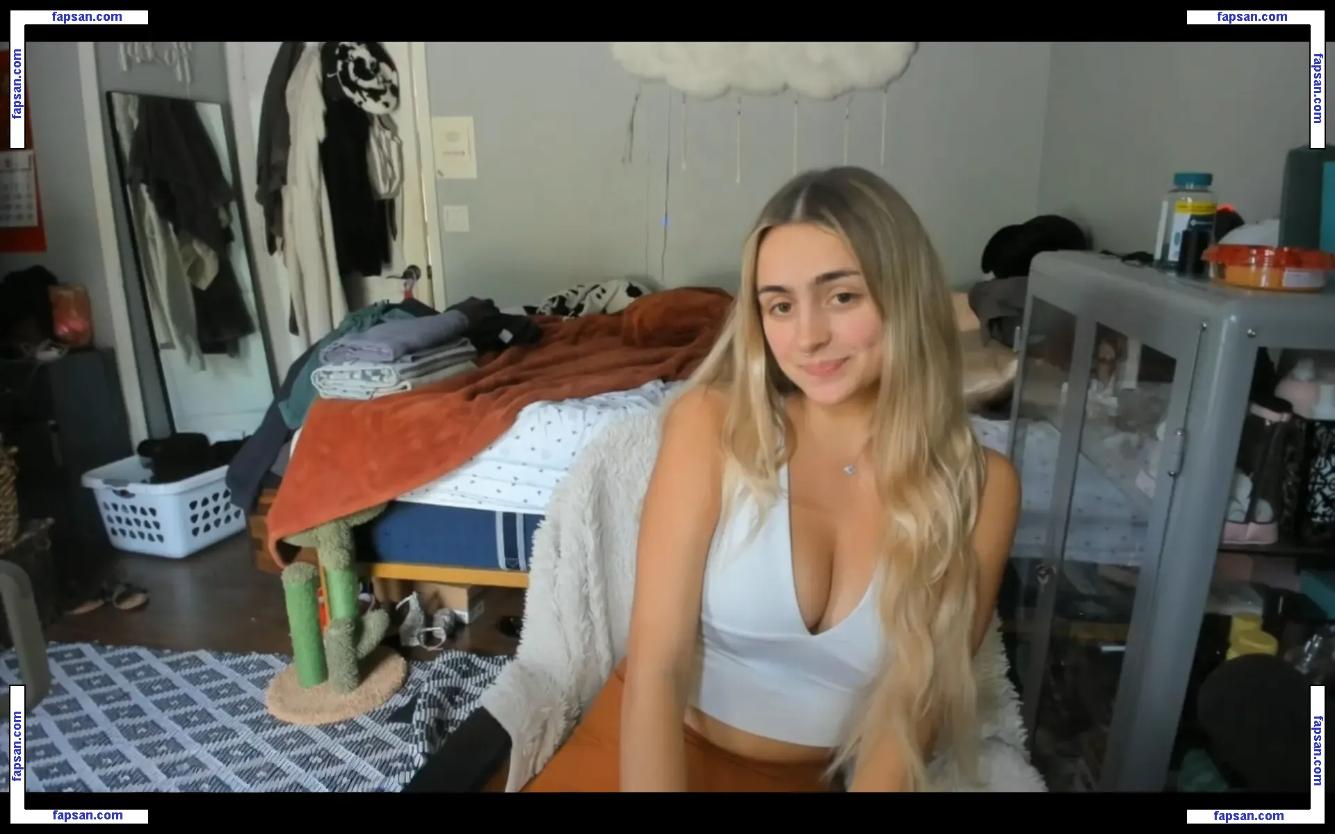 Hailstorm766 голая фото #0016 с Онлифанс