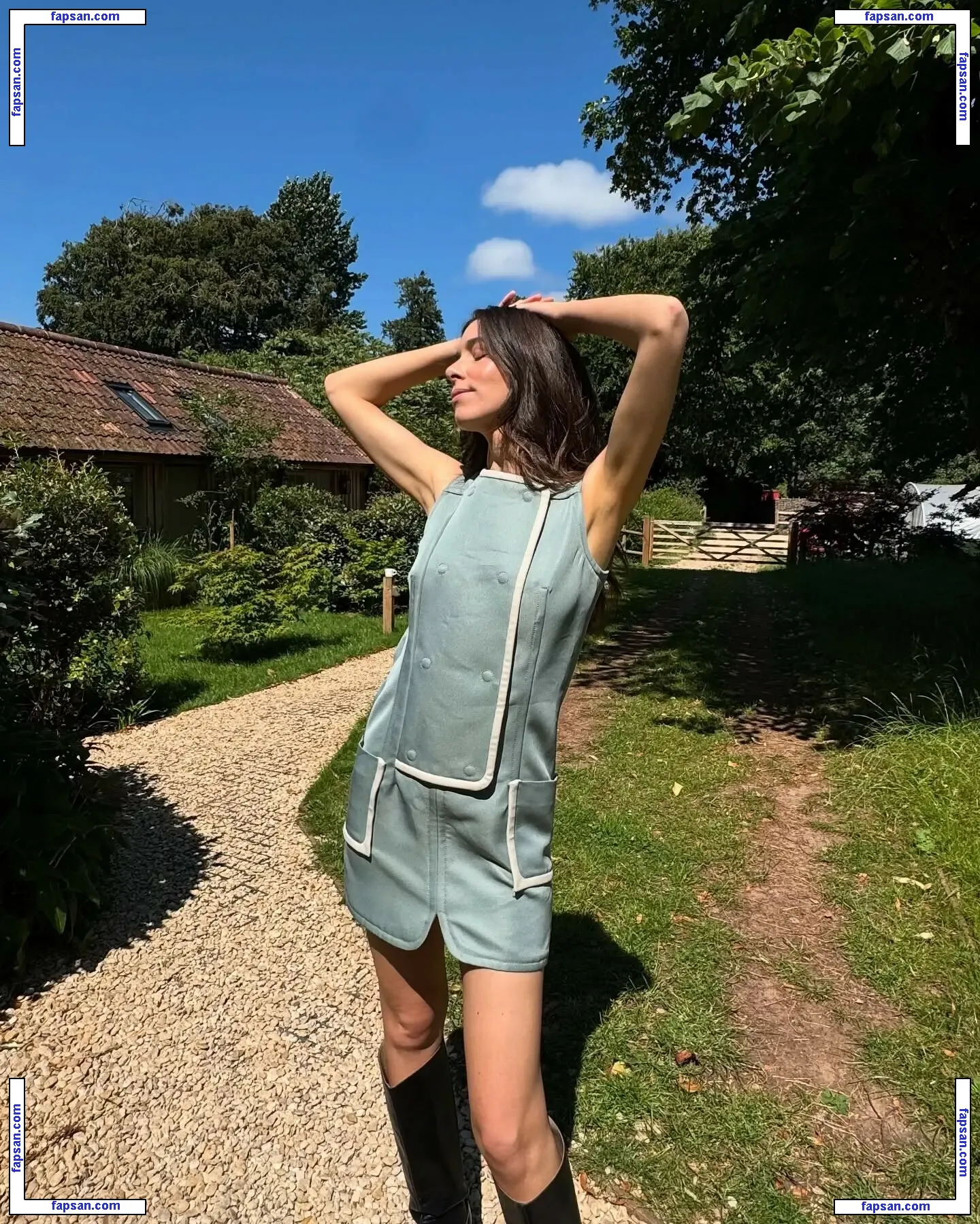 Haim Sisters nude photo #0087 from OnlyFans