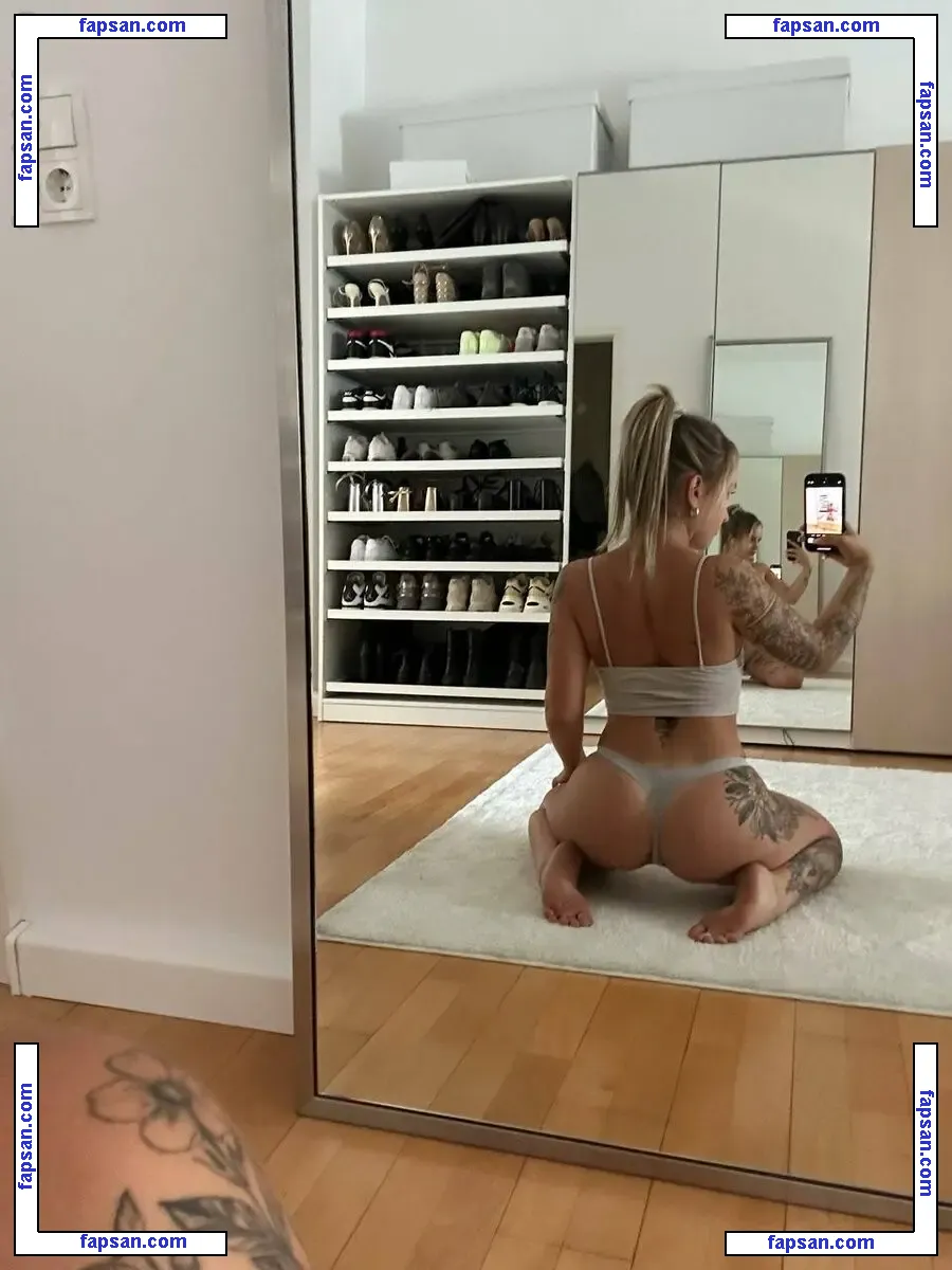 HakunaMavie nude photo #0011 from OnlyFans