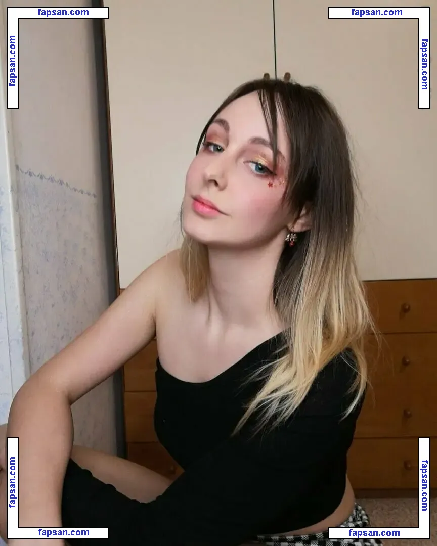 hakusa голая фото #0005 с Онлифанс