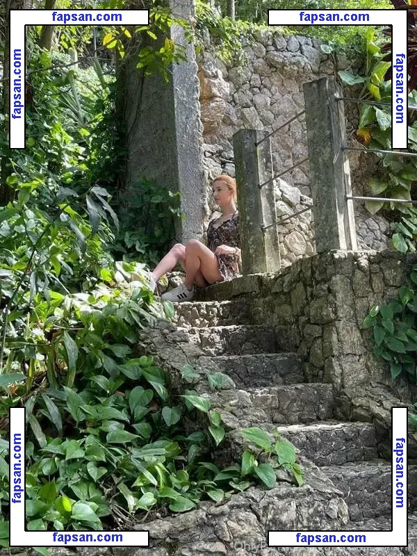 hakutrans nude photo #0003 from OnlyFans