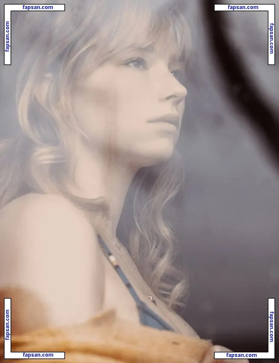 Haley Bennett nude photo #0008 from OnlyFans