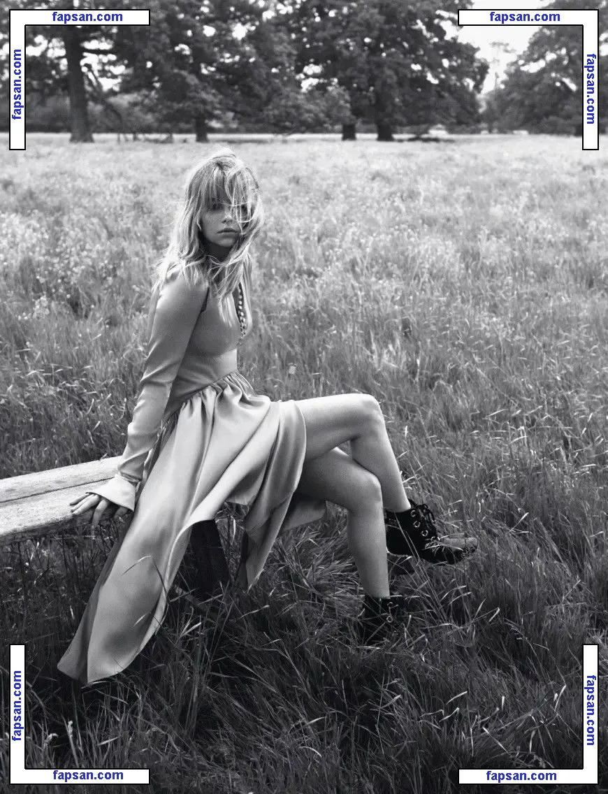 Haley Bennett nude photo #0016 from OnlyFans
