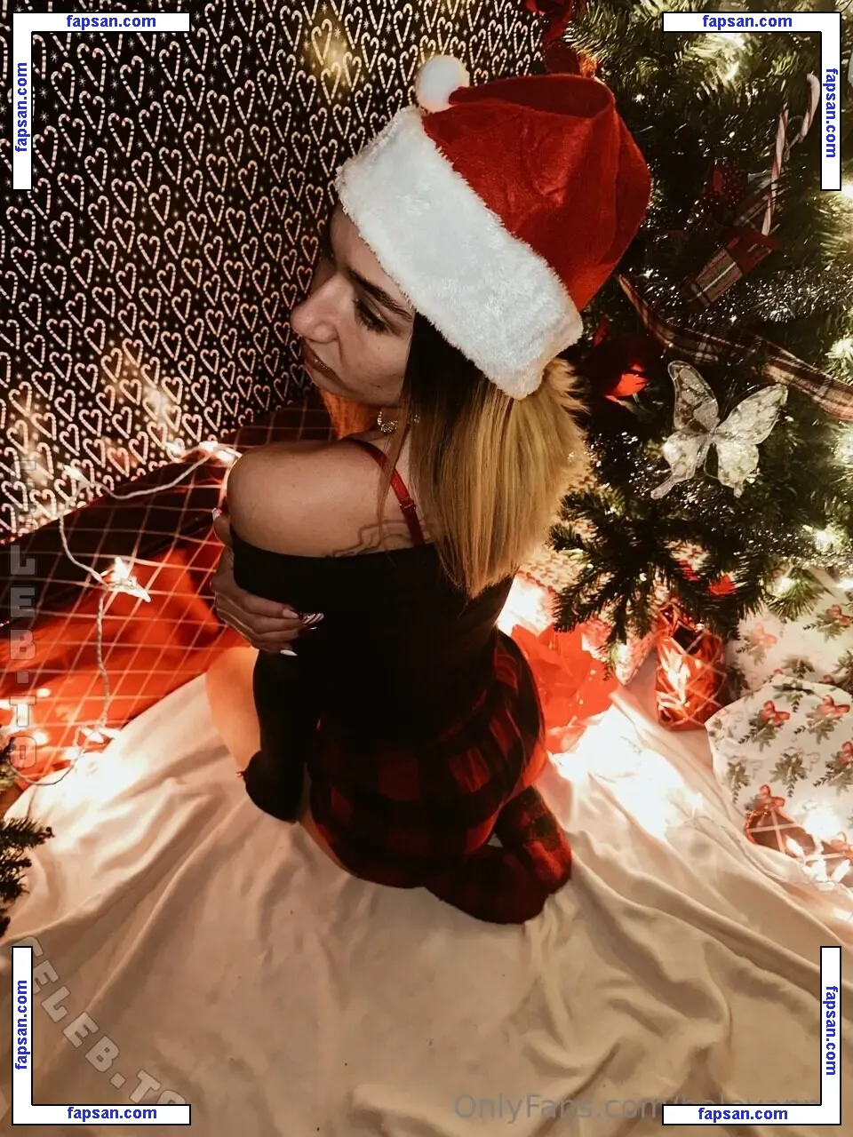 Haley Henderson голая фото #0002 с Онлифанс