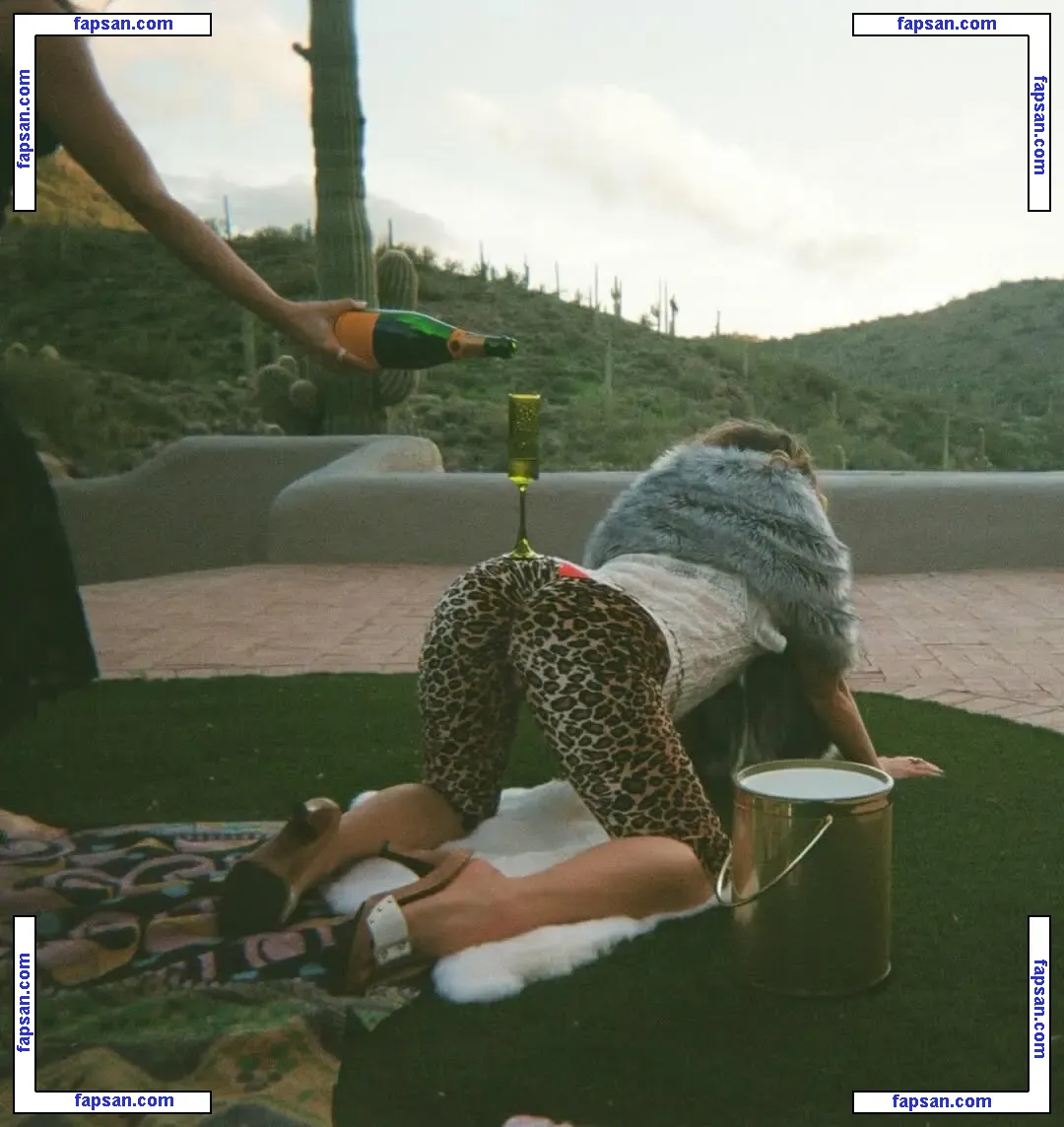 Haley Lu Richardson голая фото #0349 с Онлифанс