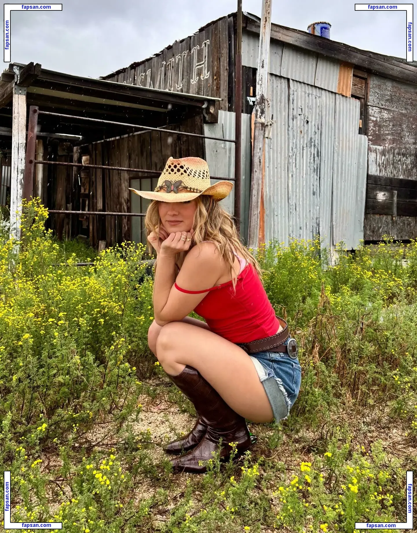 Haley Lu Richardson nude photo #0394 from OnlyFans