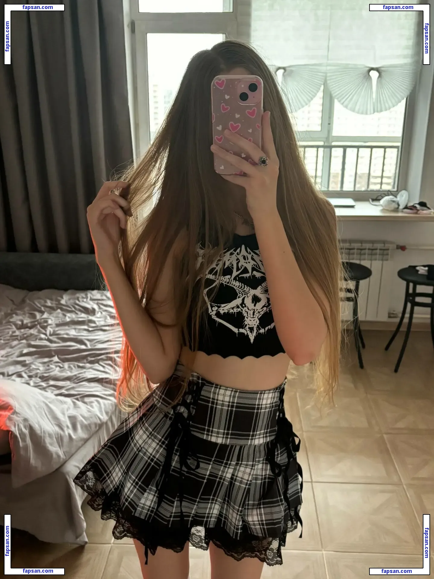 Halikontit голая фото #0039 с Онлифанс