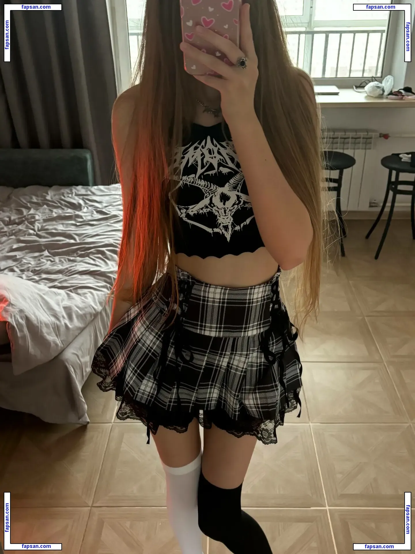 Halikontit голая фото #0040 с Онлифанс