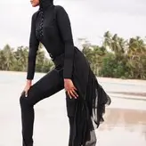 Halima Aden голая #0090