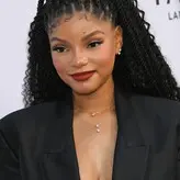 Halle Bailey голая #0735