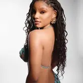 Halle Bailey голая #0878