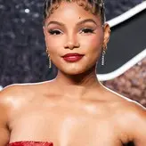 Halle Bailey голая #0972