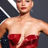 Halle Bailey голая #0981