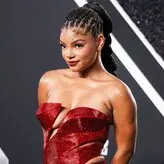 Halle Bailey голая #0984