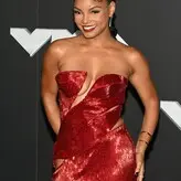 Halle Bailey голая #0989