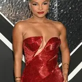 Halle Bailey голая #0991