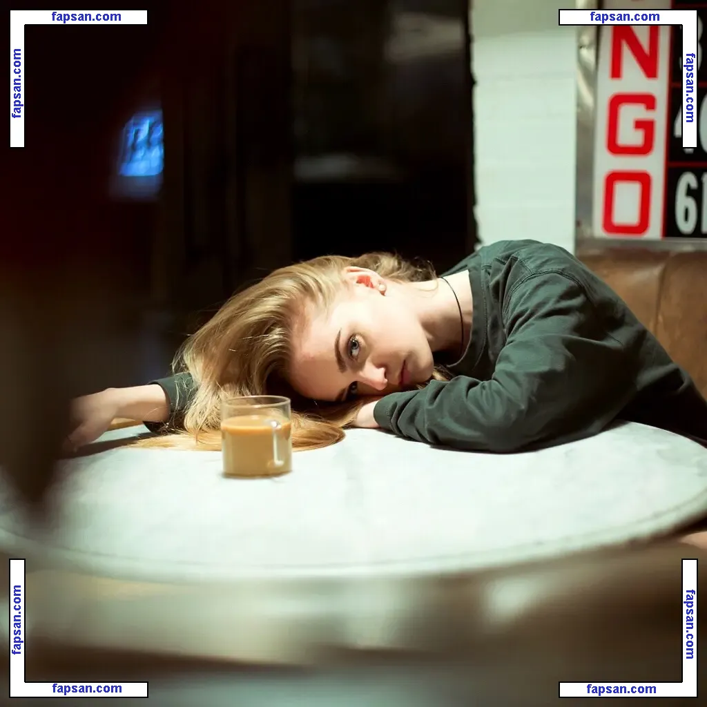 Hallea Jones nude photo #0015 from OnlyFans