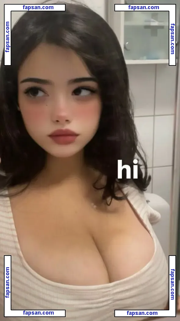 Halola голая фото #0021 с Онлифанс