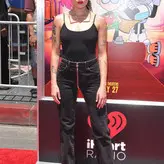 Halsey голая #0250