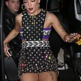 Halsey голая #0435