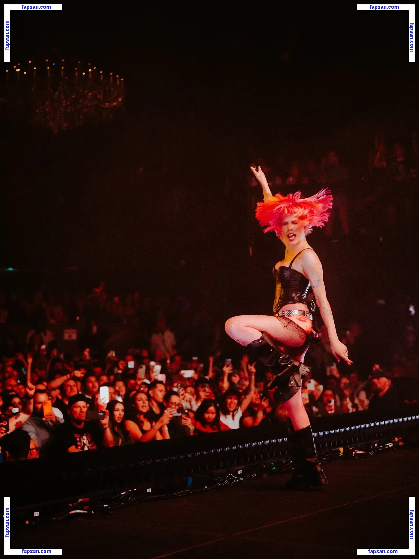 Halsey nude photo #2460 from OnlyFans