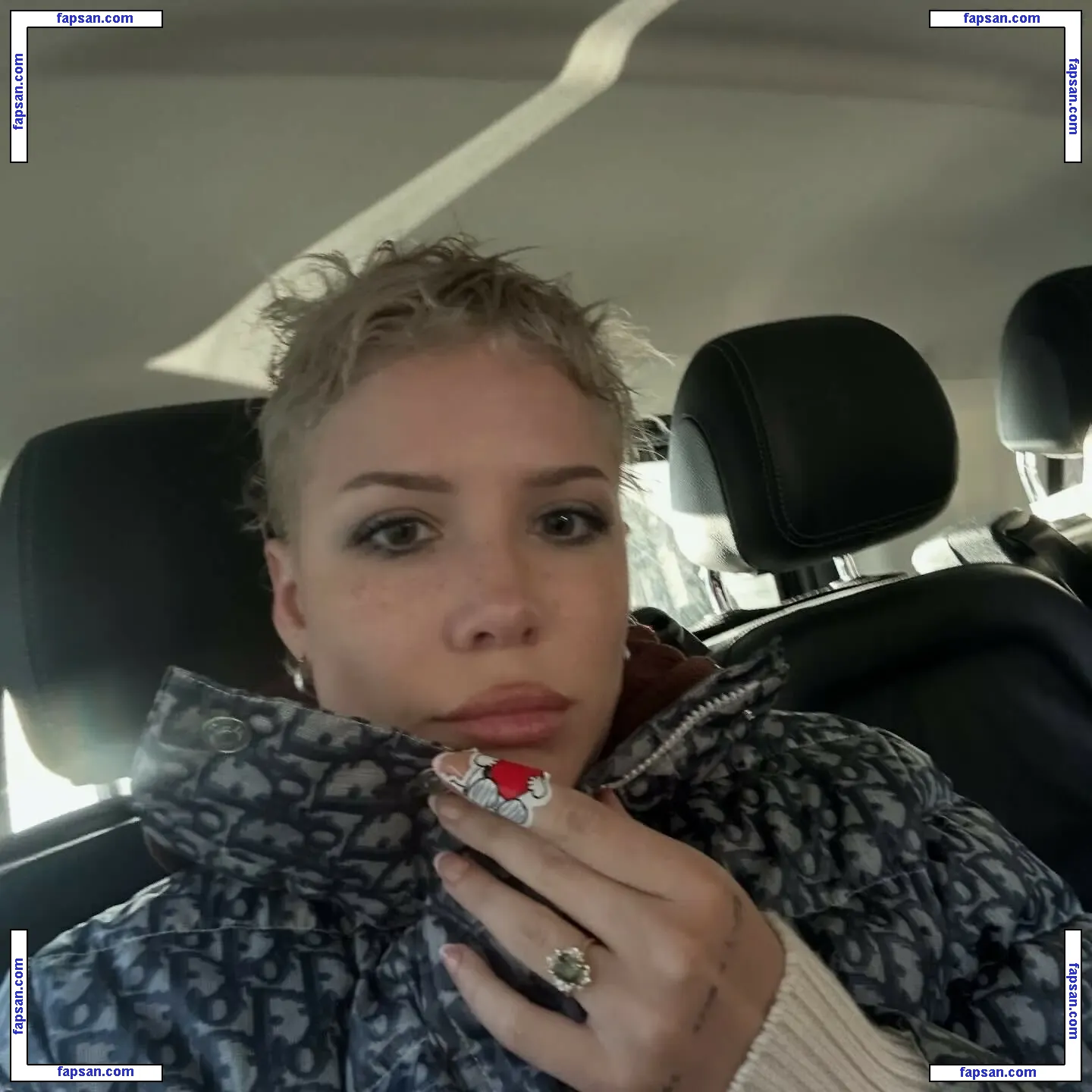 Halsey голая фото #2472 с Онлифанс