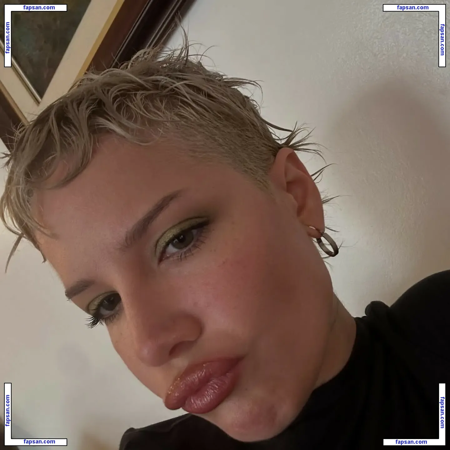 Halsey голая фото #2473 с Онлифанс