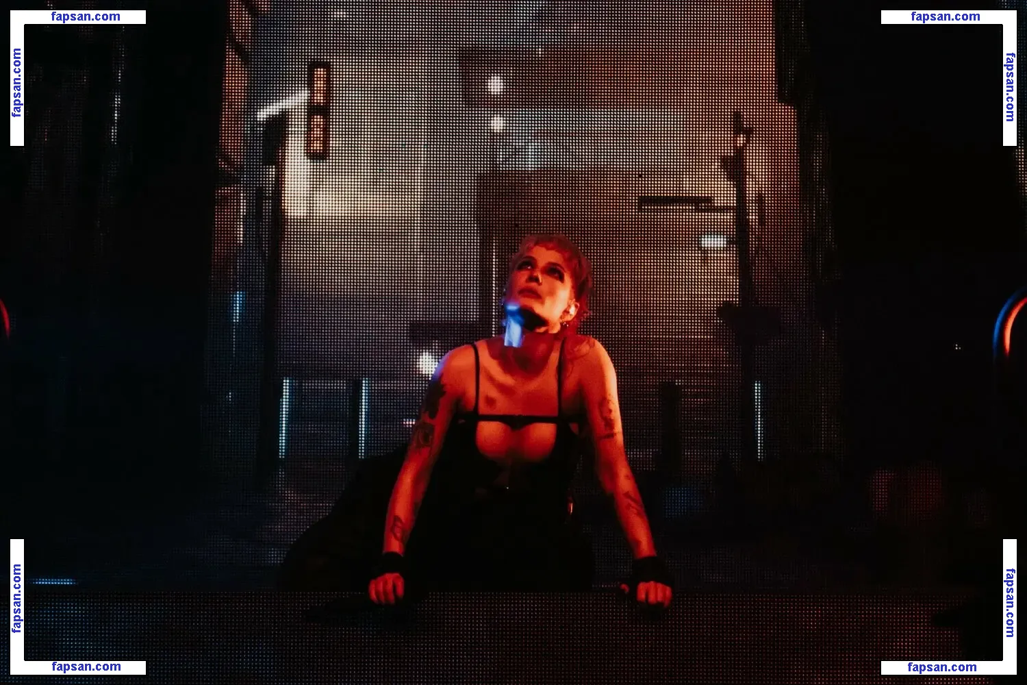 Halsey nude photo #2483 from OnlyFans