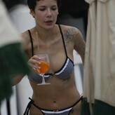 Halsey голая #2096