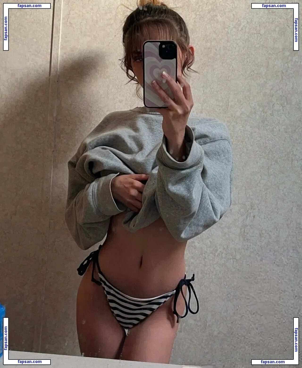 han444 nude photo #0005 from OnlyFans