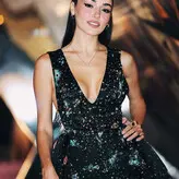 Hande Ercel голая #0098