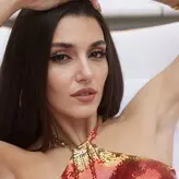 Hande Ercel голая #0117