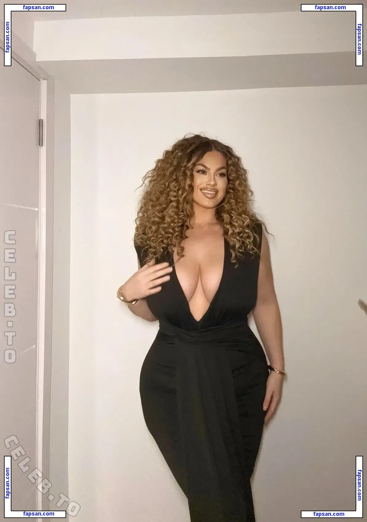 Hanna Wilperath nude photo #0178 from OnlyFans