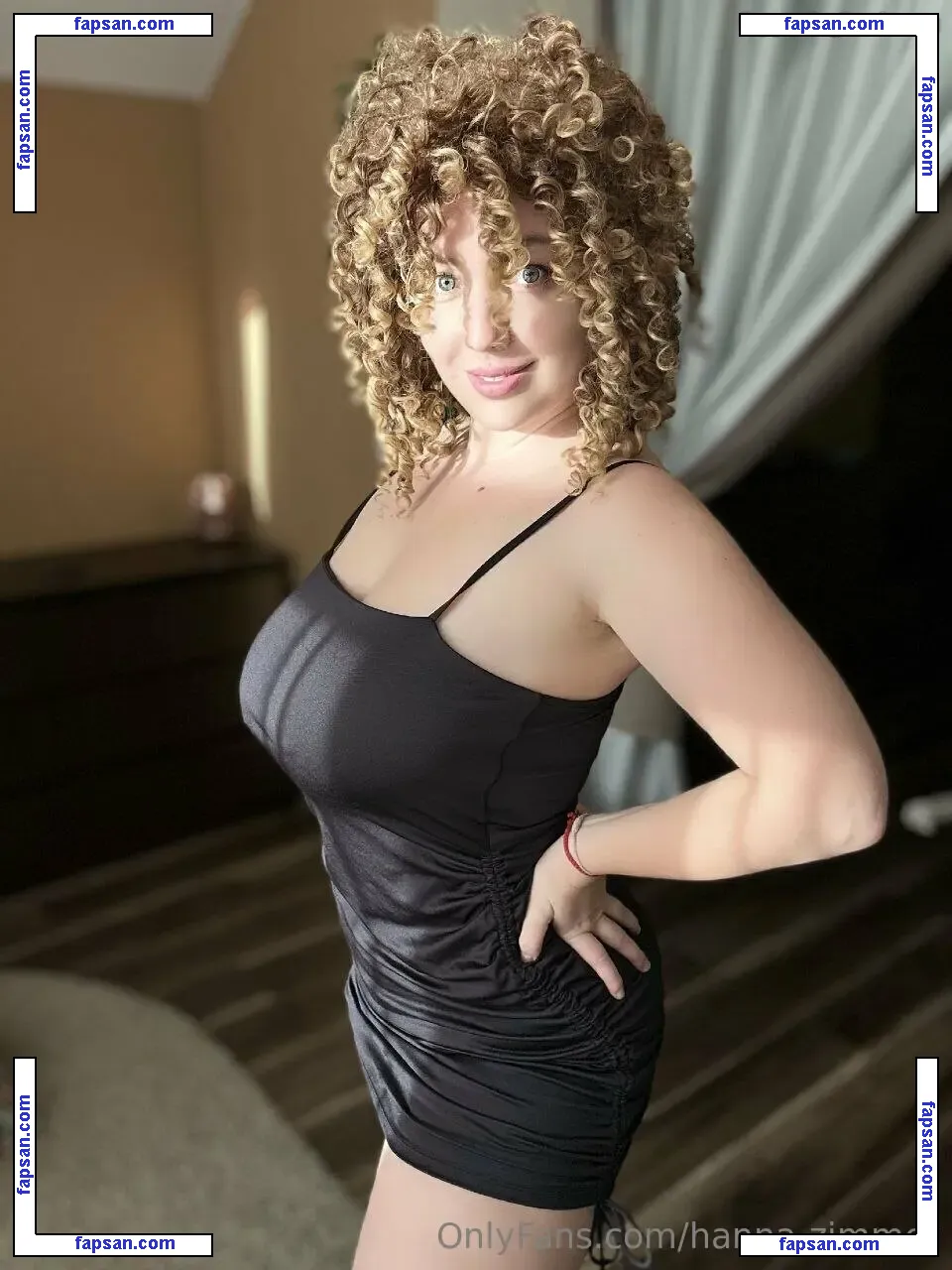 Hanna Zimmer nude photo #0261 from OnlyFans