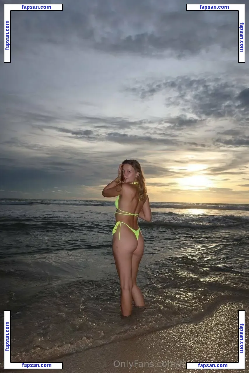 Hanna Zimmer nude photo #0325 from OnlyFans