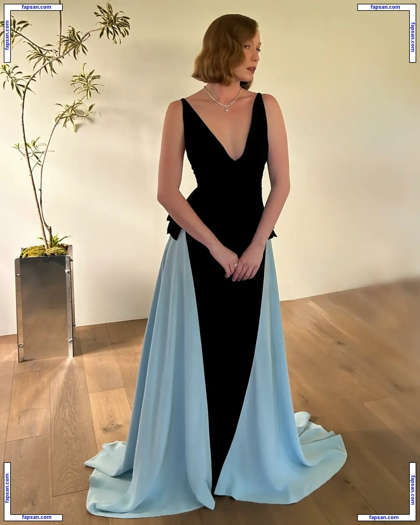 Hannah Einbinder голая фото #0024 с Онлифанс