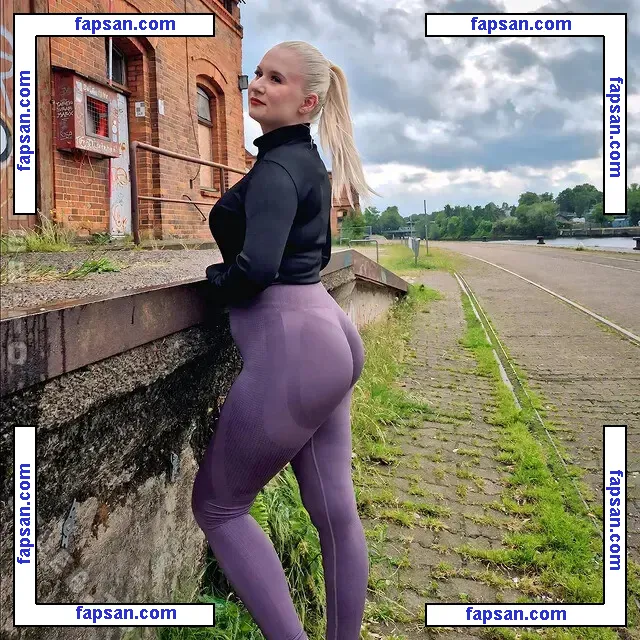 hannah.klt_ голая фото #0001 с Онлифанс