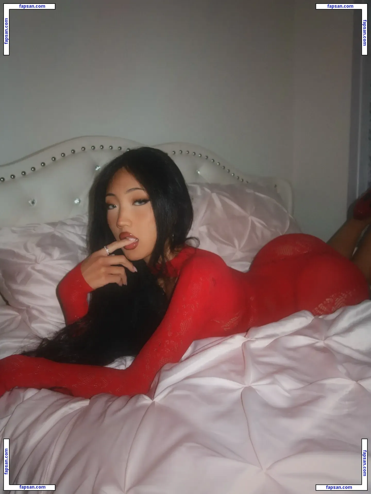 Hannah Noelle nude photo #0018 from OnlyFans