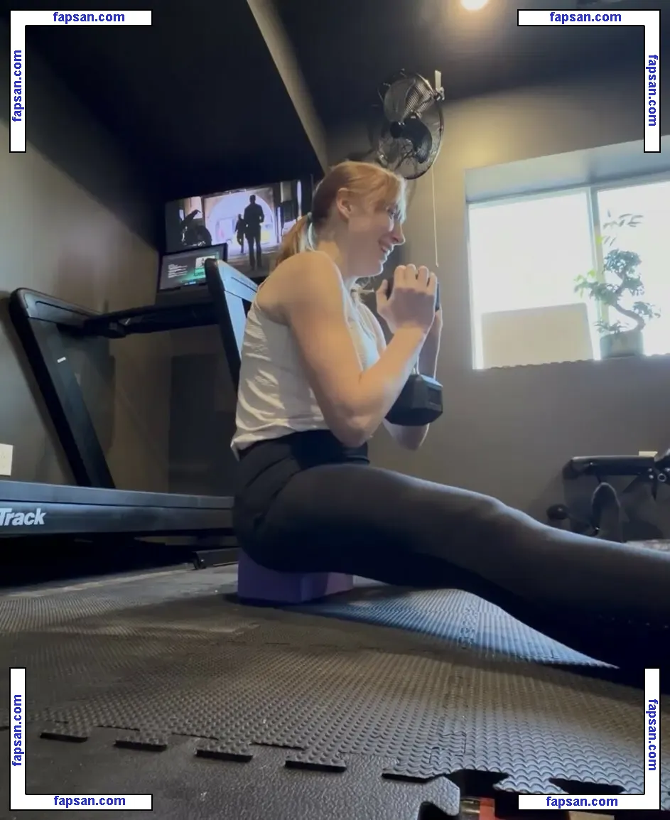 Hannah Pearl Davis голая фото #0006 с Онлифанс