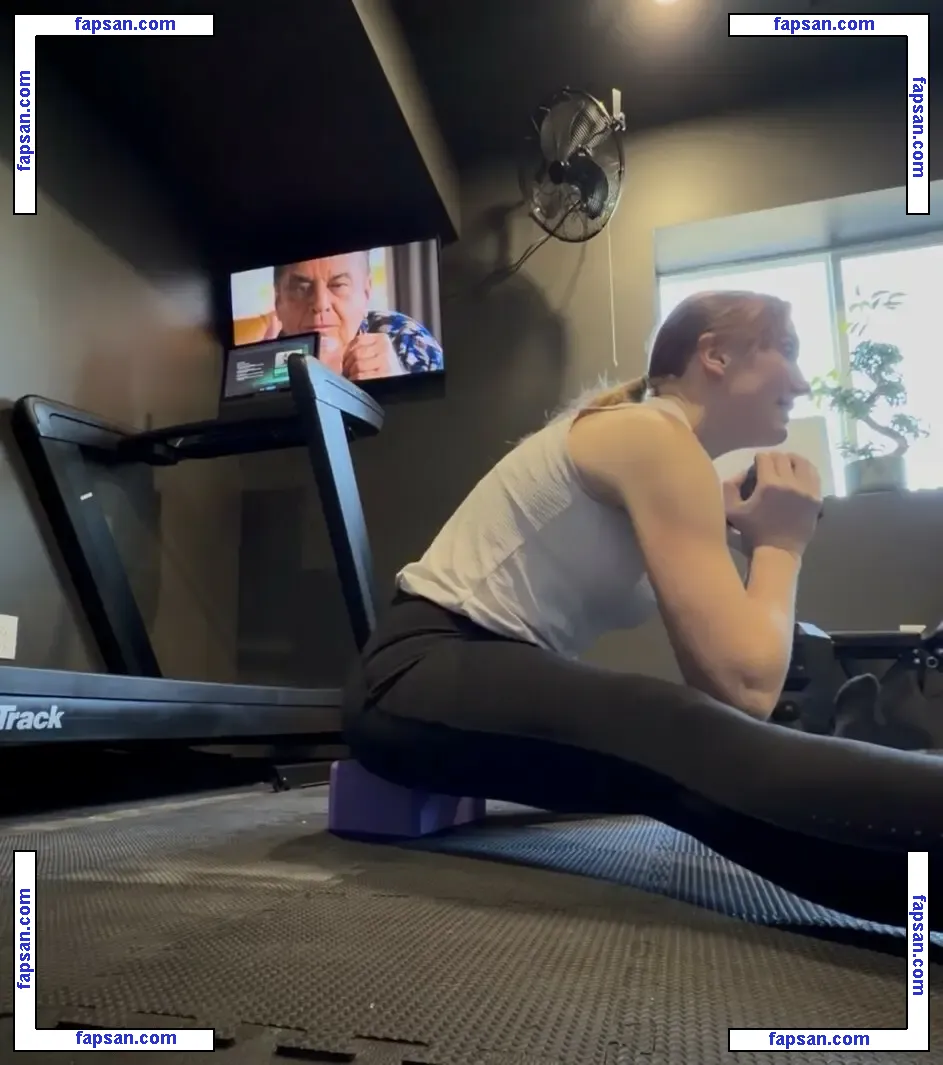 Hannah Pearl Davis голая фото #0009 с Онлифанс