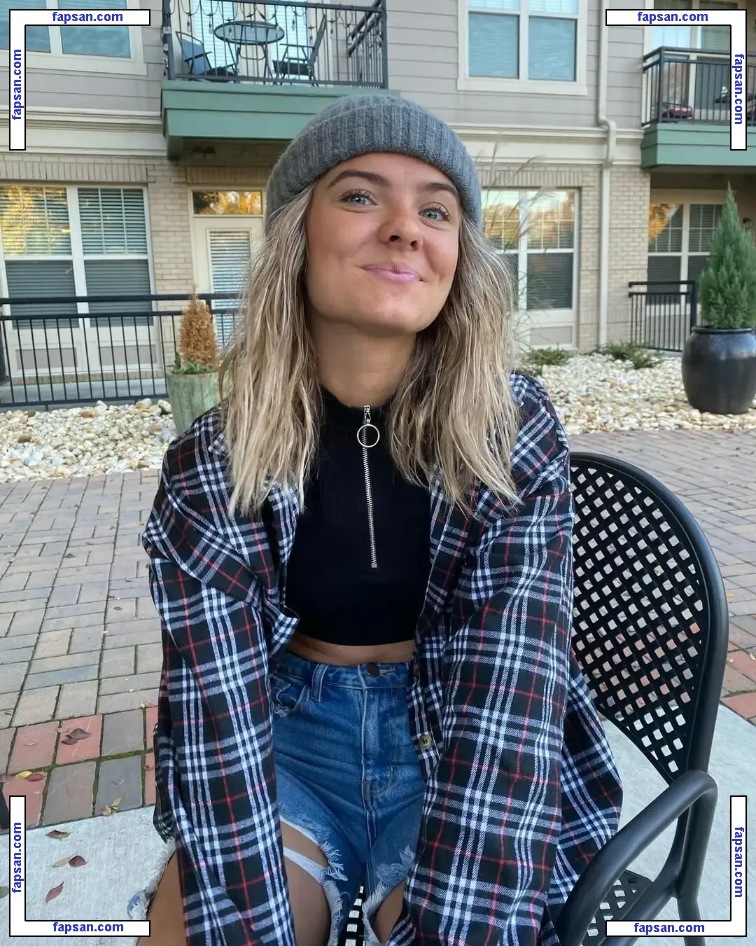 Hannah Schlenker голая фото #0007 с Онлифанс