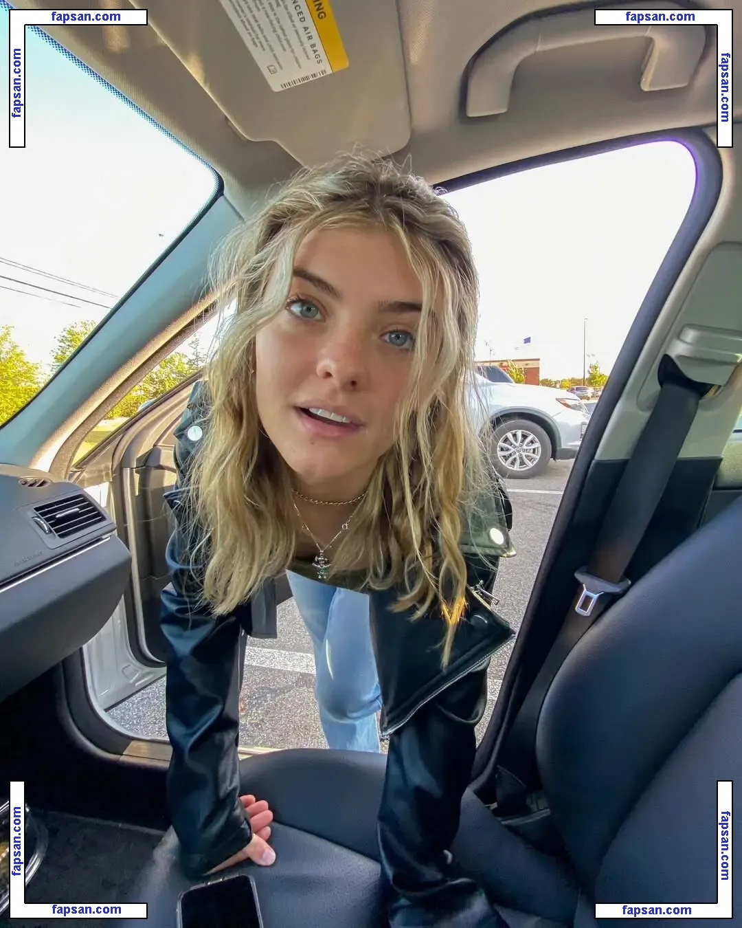 Hannah Schlenker голая фото #0012 с Онлифанс