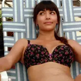 Hannah Simone nude #0060