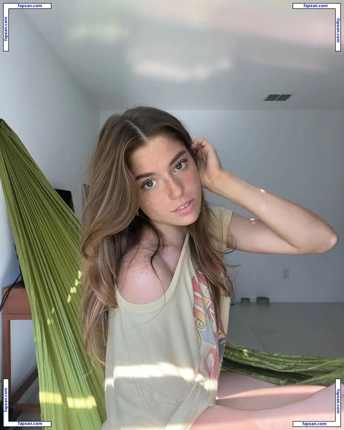 Hannah Stein nude photo #0012 from OnlyFans