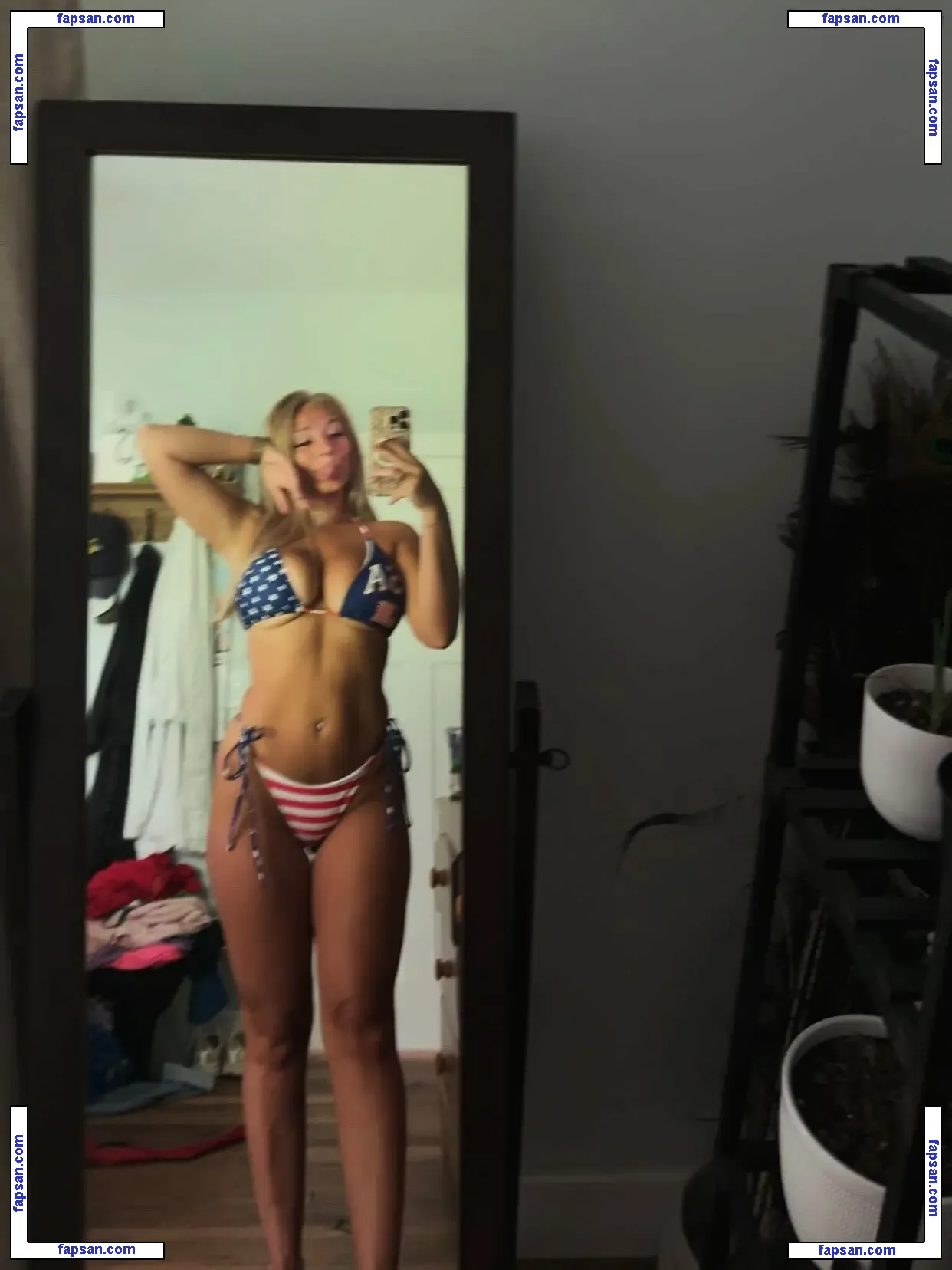 Hannah Woods nude photo #0167 from OnlyFans